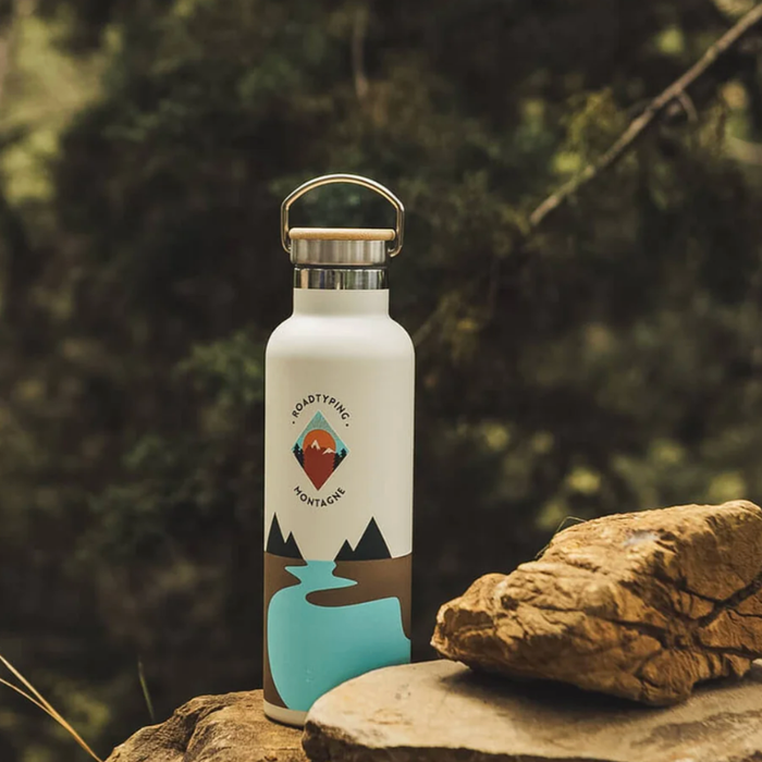 Roadtyping Thermoflaske - 750 ml -  Geo Montagne NY