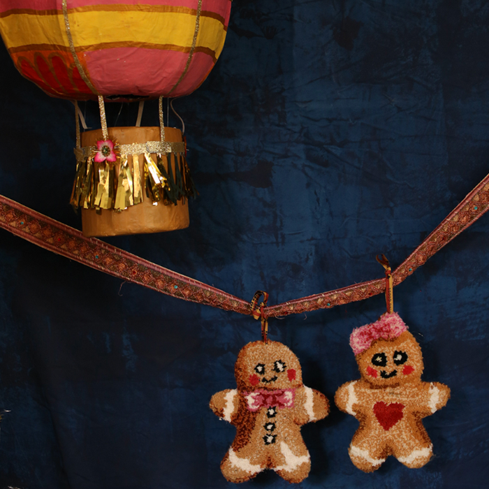 Doing Goods - Fru Honningkage - Head Rug - Tæppe