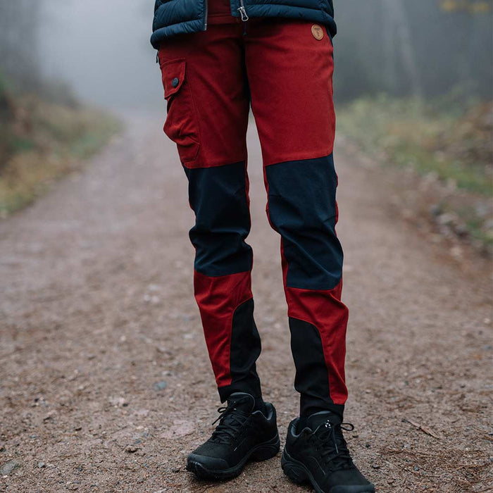 Tufte W. Hiking Pants / Vandre Bukser - rød / rust sort— Naturfolk.dk